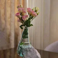 گلدان های شیشه ای با پایه سنگ معدن طبیعی