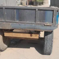 یک عدد تریلی و کوت پاش