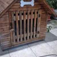 لانه سگ چوبی همراه پارک بازی