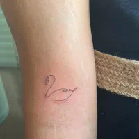 تخفیف تتو بدن ظریف و خاص