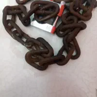 قفل و زنجیر