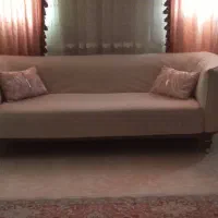 مبلمان ومیز عسلی