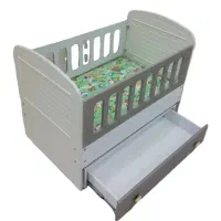 تخت کنار مادر (گهواره ای) درحد نو