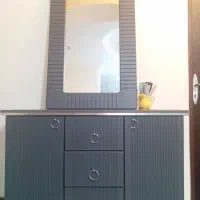 آیینه و کنسول