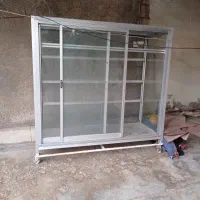 ویترین بزرگ بفروش میرسد|بوفه، ویترین، کنسول|امیدیه, |دیوار