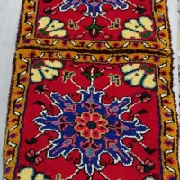 قالیچه دست بافت روصندلی یارومبلی