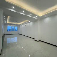 ۱۳۵متر سه خواب/ شخصی‌ ساز/ مطبخ‌دار/ با تجهیزات