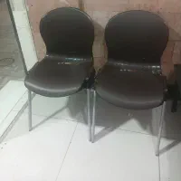 صندلی، صندلی پلاستیکی پایه فلزی صدفی