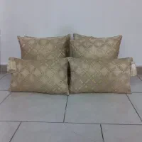 کوسن ساتن طلایی