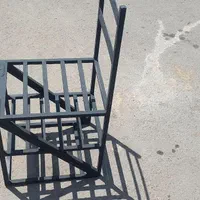 ترکیب صندلی و چهارپایه
