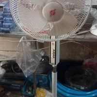 پنکه ایستاده پارس خزر
