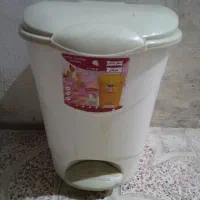 سطل زباله سالم