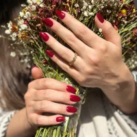 کاشت ناخن زرهی