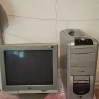 کیس و مانیتور
