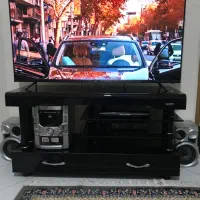 میز تلوزیون مشابه نو نو بسیار تمیز