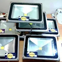 فروش و تعمیرات لامپ پرژکتور پنل سقفی cobوsmd|لامپ و چراغ|تهران, حکیمیه|دیوار