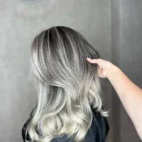 نیازمند مدل برای رنگ و لایت برای تکمیل البوم کاری|خدمات آرایشگری و زیبایی|باغ بهادران, |دیوار