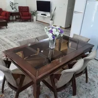 میز غذاخوری