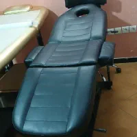 تخت و صندلی