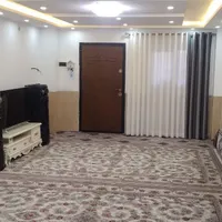 سویت نوساز وبزرگ.باتمام امکانات داخل شهر.و پارکینگ