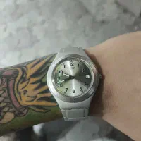 ساعت سواچ قدیمی