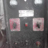 یک عدد دستگاه شارژ باطری