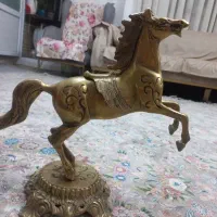 اسب برنجی