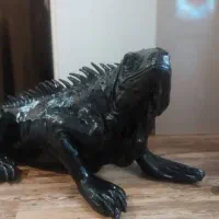 مجسمه ایگوانا