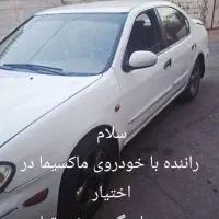 راننده با خودروی شخصی