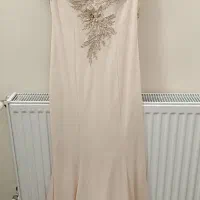 لباس مجلسی|لباس|اصفهان, فرهنگیان|دیوار