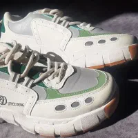 کفش اسپرت سایز ۴۰