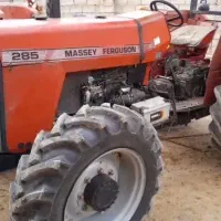 تراکتور مدل۶۵ عتیقه