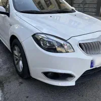 برلیانس ۳۲۰ دنده ای مدل ۹۵|خودرو سواری و وانت|قزوین, |دیوار