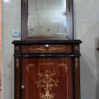 آینه کنسول در حد|بوفه، ویترین، کنسول|کرج, حسین آباد (اکبر آباد)|دیوار