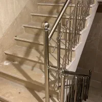 اولین نصاب خانم نرده استیل در ایران