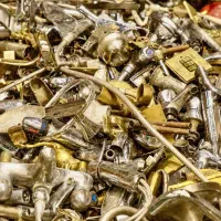 خرید ضایعات مس اهن   فلزات با قیمت بالا|عمده‌فروشی|لنجان, |دیوار