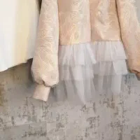 کت عروسکی|لباس|نیشابور, مازول|دیوار