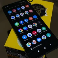 گوشی poco c 65 کاملا نو