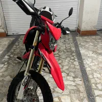 فلات ۲۰۰ crf|موتورسیکلت|رشت, فلسطین|دیوار