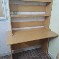 میز تحریر +کتابخانه