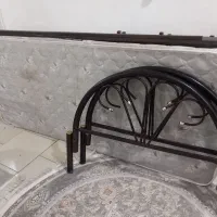 تخت خواب یک نفره با تشک رویال