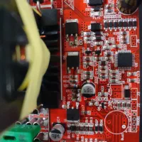 مهندس و تکنسین الکترونیک در شکوهیه