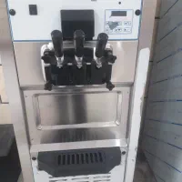 بستنی ساز آمریکایی با ماشین معاوضه