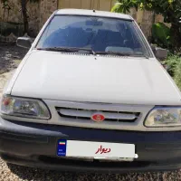پراید سفید