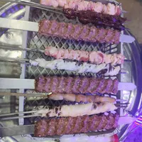 ب یک شاطر جهت کار در کبابی نیازمندم