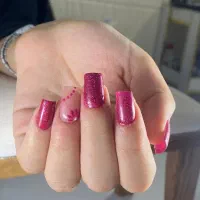 کاشت ناخن|خدمات آرایشگری و زیبایی|صومعه‌سرا, |دیوار