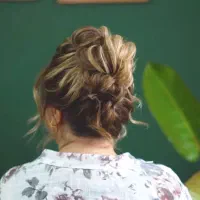 آرایشگری و خدمات اکستنشن مژه، فیبروز قیمتهای ویژه|خدمات آرایشگری و زیبایی|صدرا-فارس, فاز ۱|دیوار