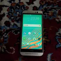 گوشی اچ تی سی