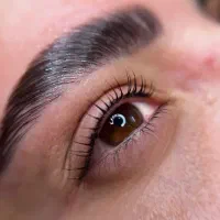 لیفت و لمینیت مژه و ابرو