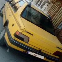 تاکسی فروش